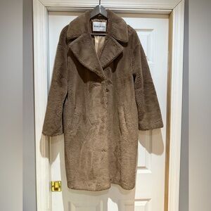 Stand studio faux fur coat size small women’s